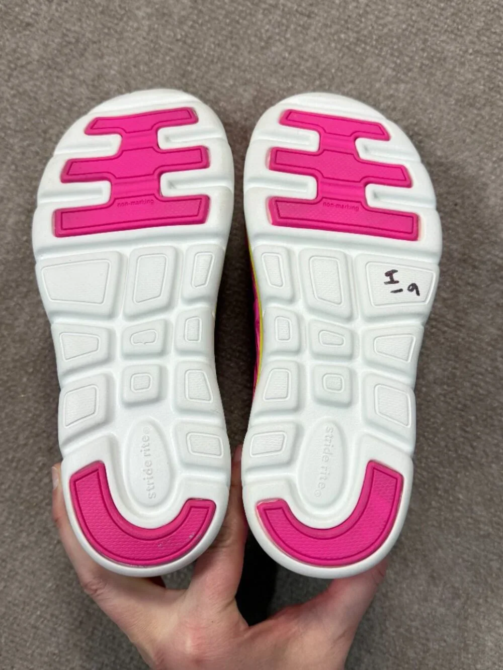 Stride Rite M2P Phibian Water Shoes - Youth Size 3